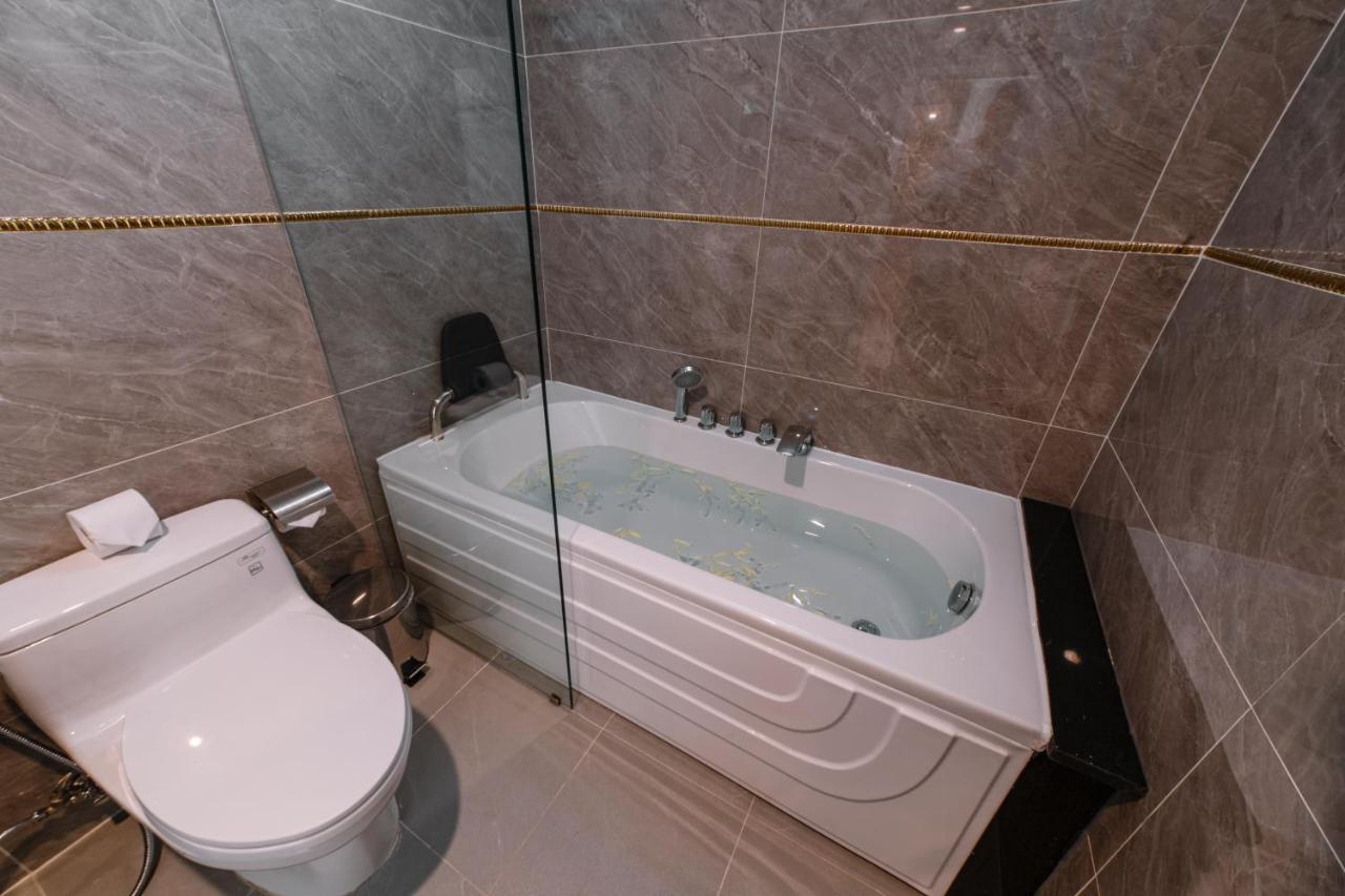 Saigon Hanoi Central Hotel Ho Chi Minh City Bagian luar foto